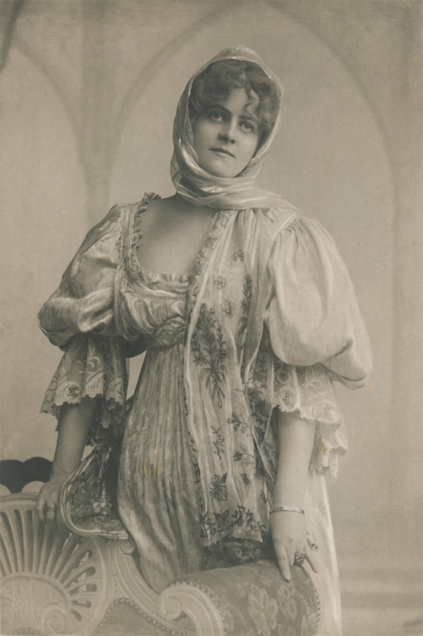 मिस मैरी स्टॉलहोल, 1872-1930, c1930। द्वारा अज्ञात