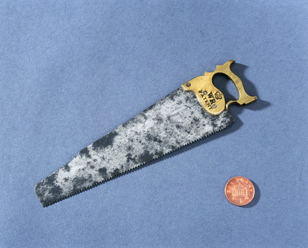 हाथ मिलाने वालों के मॉडल को देखा, c1816 द्वारा अज्ञात
