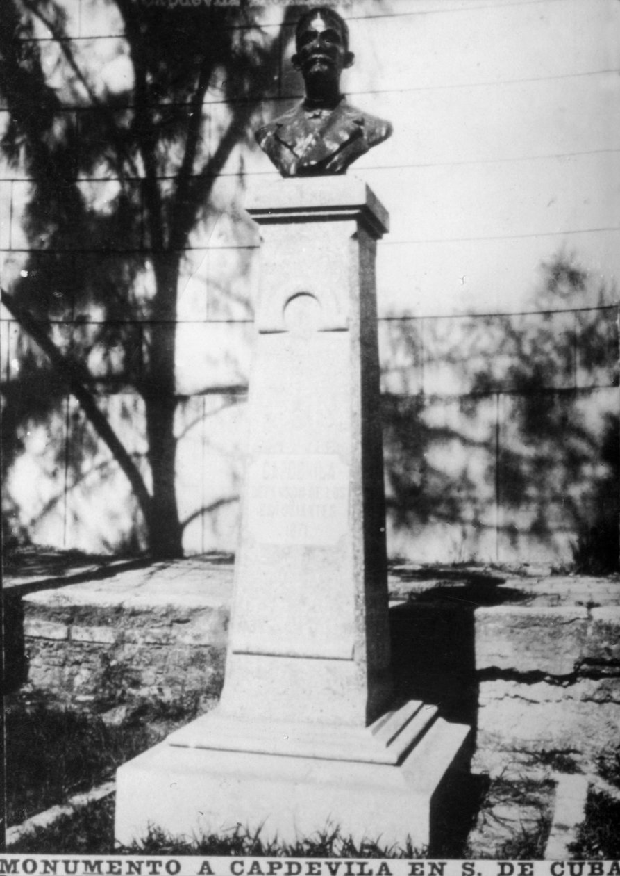 कैपदेविला में स्मारक, 1871, 1920 द्वारा अज्ञात