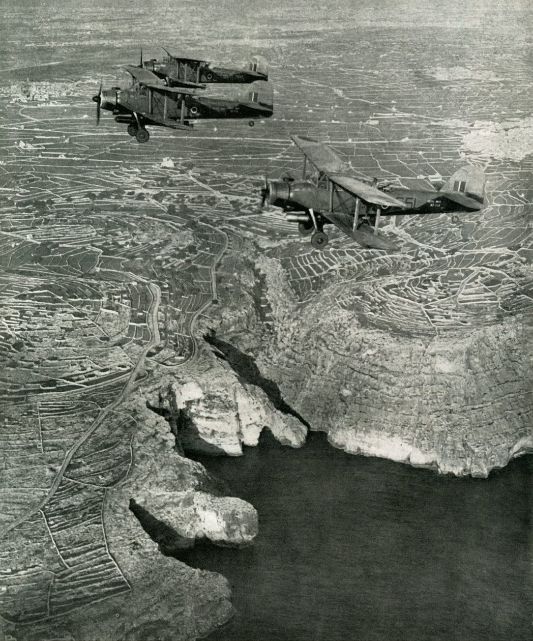 नौसेना अल्बाकोर हड़ताली बल का हिस्सा थे, c1942-1943, 1945। द्वारा अज्ञात