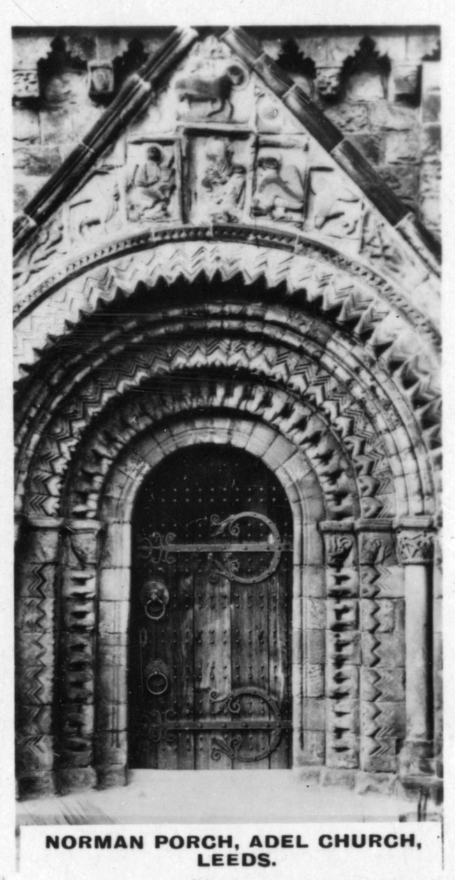 नॉर्मन पोर्च, एडेल चर्च, लीड्स, c1920s द्वारा अज्ञात