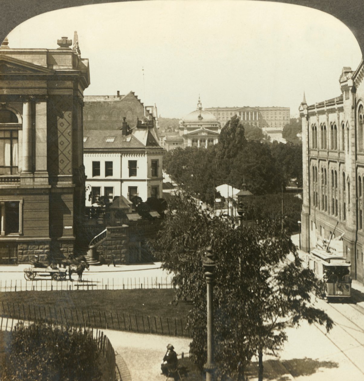 नॉरवे फाइन कैपिटल सिटी, क्रिश्चियनिया, नॉर्वे, c1905। द्वारा अज्ञात