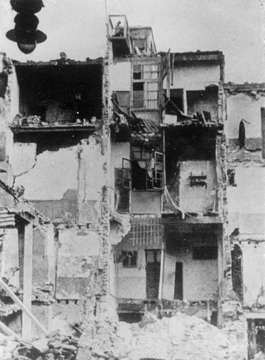 एक बार पाल्मा, मेजरका में एक भव्य होटल, स्पेनिश गृहयुद्ध, c1936 द्वारा अज्ञात