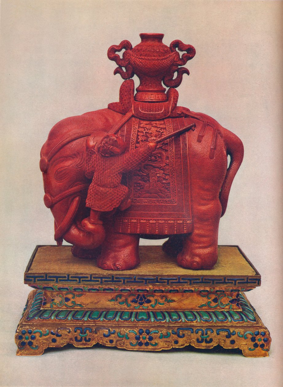 नक्काशीदार लाल लाह के हाथियों की एक जोड़ी, चीनी, कियानलॉन्ग पीरियड, c1765 द्वारा अज्ञात