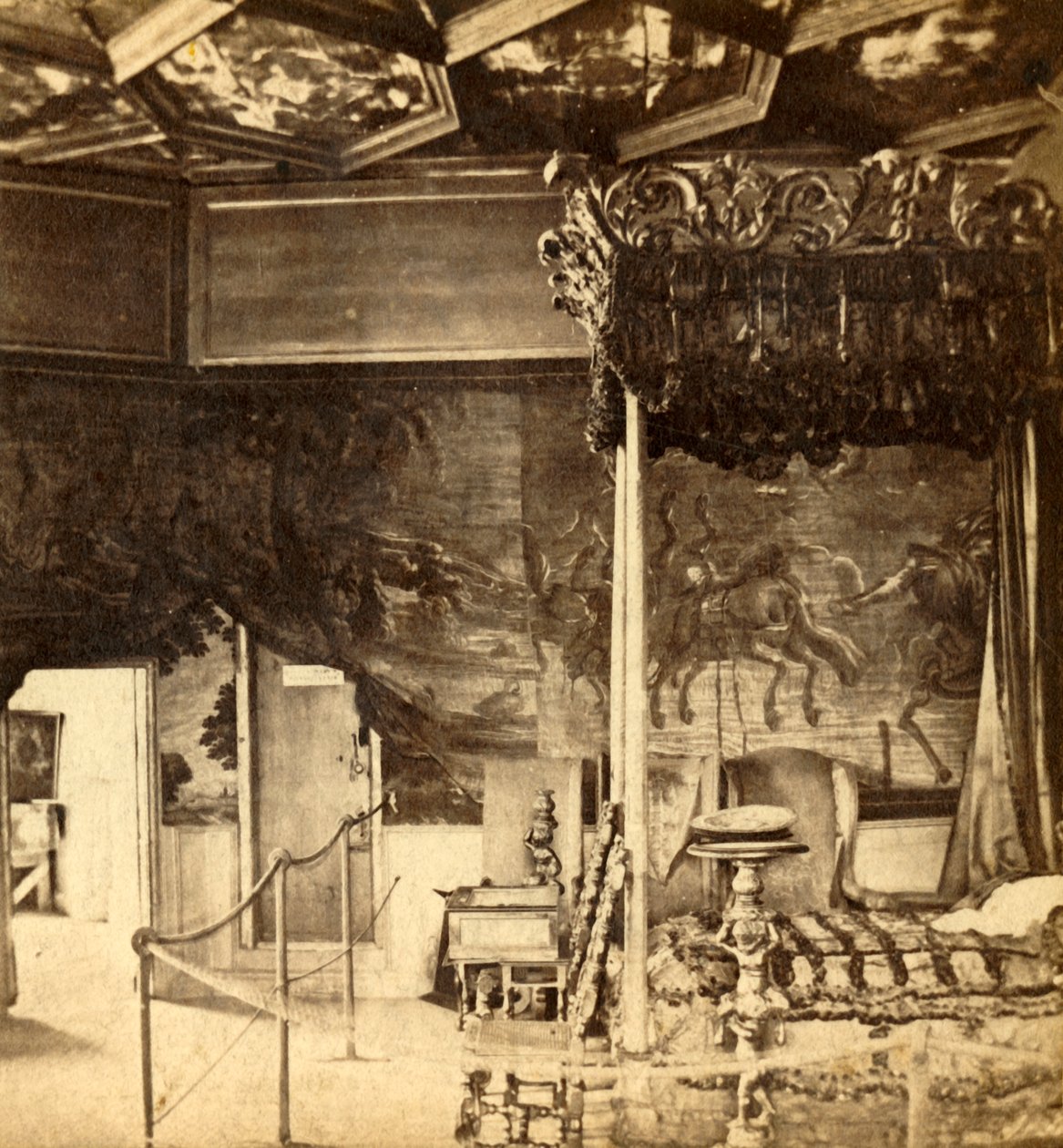 होलीरोड का महल। क्वीन मैरीज़ बेडरूम, c1912। द्वारा अज्ञात