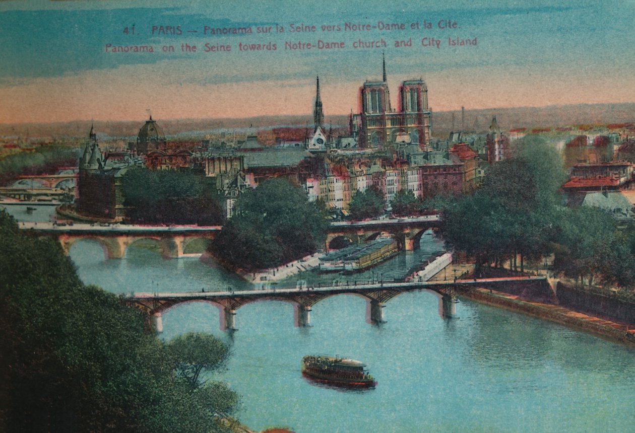 नोट्रे-डेम कैथेड्रल के साथ सीन नदी का पैनोरमा और ofsle de la Cité, पेरिस, c1920 द्वारा अज्ञात