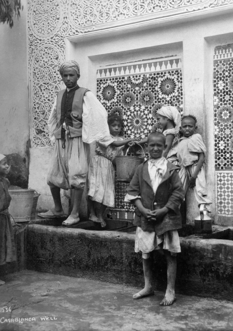 एक अच्छी तरह से लोग, कैसाब्लांका, मोरक्को, c1920s-c1930s द्वारा अज्ञात