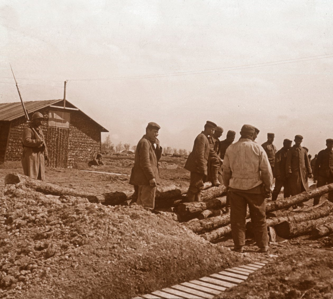 कैदी, चालन, उत्तरी फ्रांस, c1914-c1918 द्वारा अज्ञात