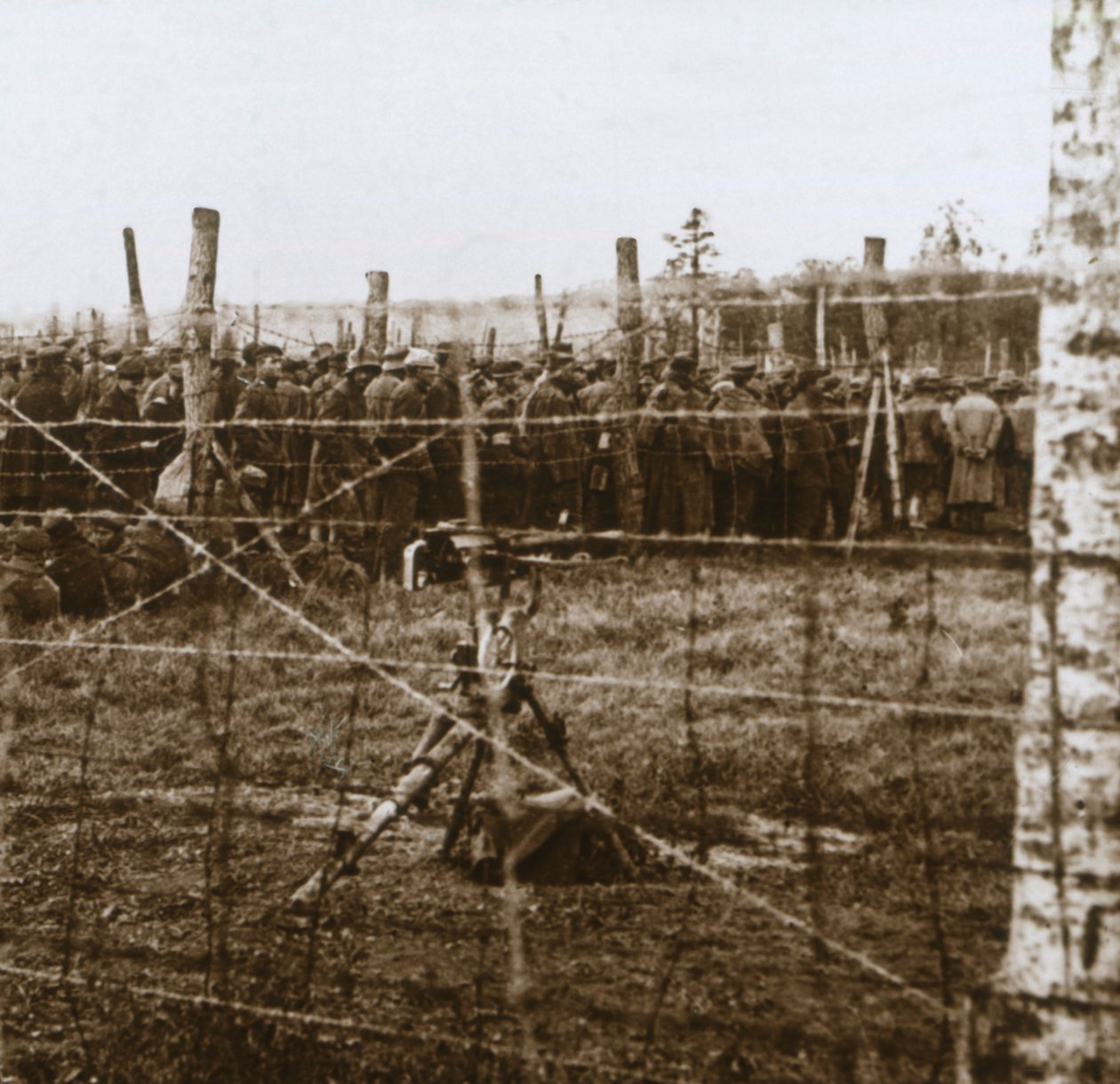 कैदी द डेड मैन, डेड मैंस हिल, उत्तरी फ्रांस, c1914-c1918 द्वारा अज्ञात