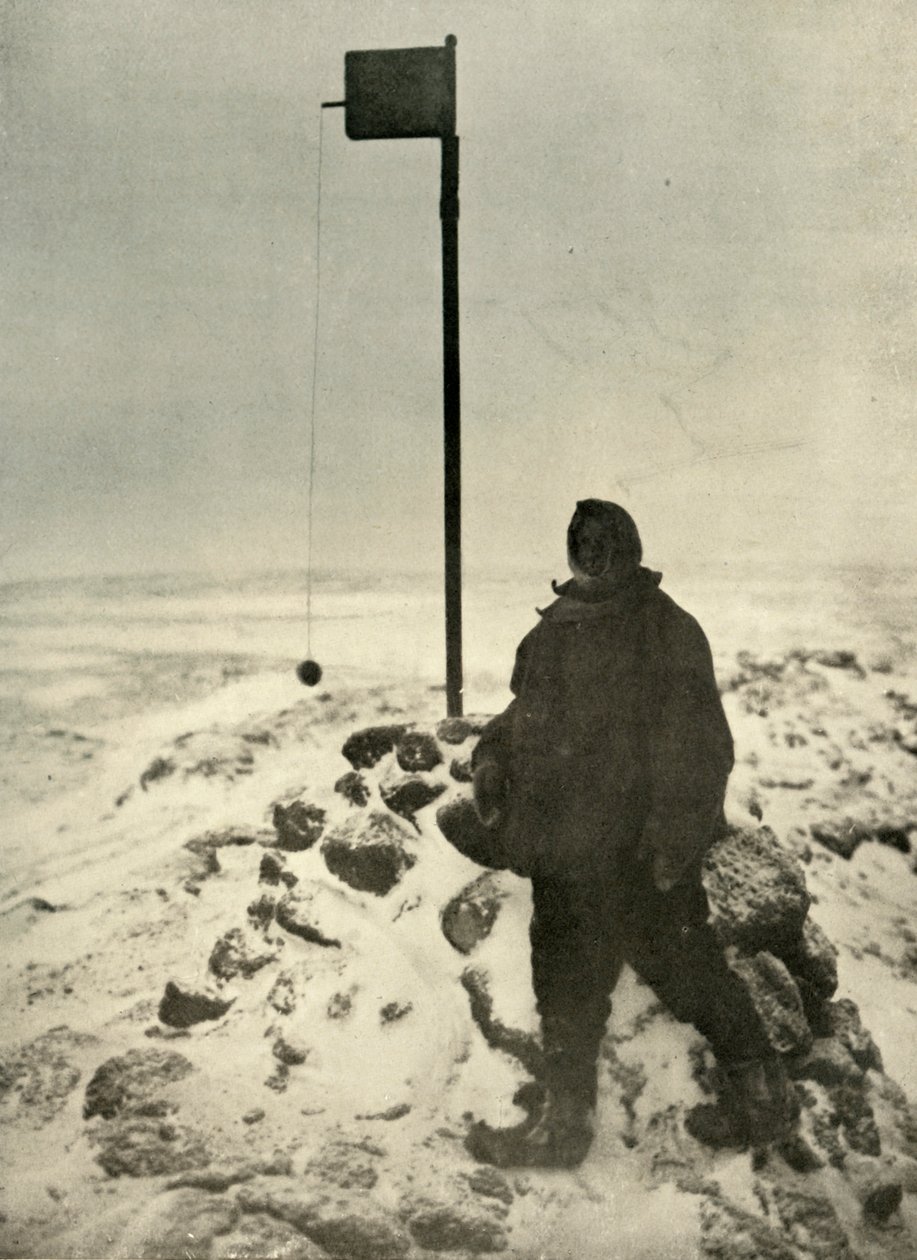 प्रोफेसर डेविड स्टैंडिंग बाय मावसोन एनीमोमीटर, c1908, 1909। द्वारा अज्ञात