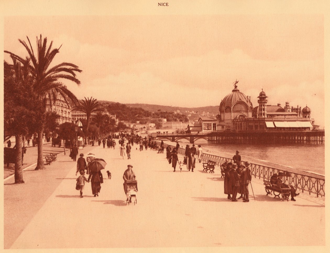 Promenade des Anglais और जेट्टी पैलेस, नाइस, 1930। द्वारा अज्ञात