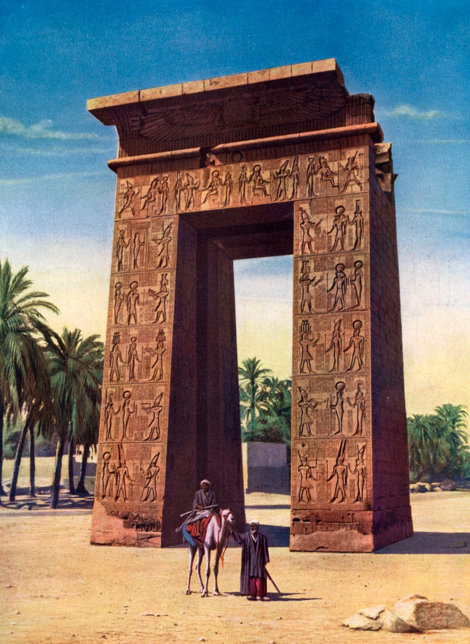 1933-1934, मिस्र के कार्नक में तीसरे टॉलेमी का प्रोपलोन द्वारा अज्ञात