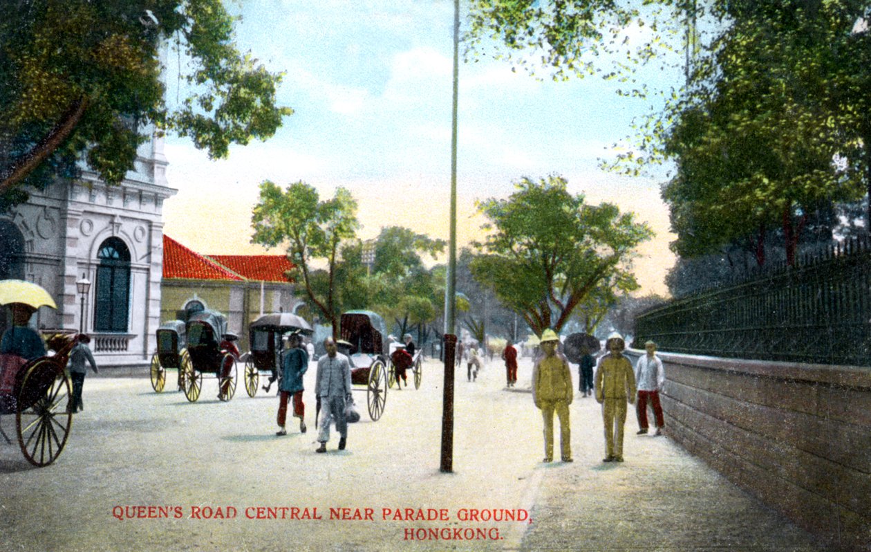 क्वींस रोड सेंट्रल, परेड ग्राउंड, हांगकांग, चीन के पास, c1900s द्वारा अज्ञात