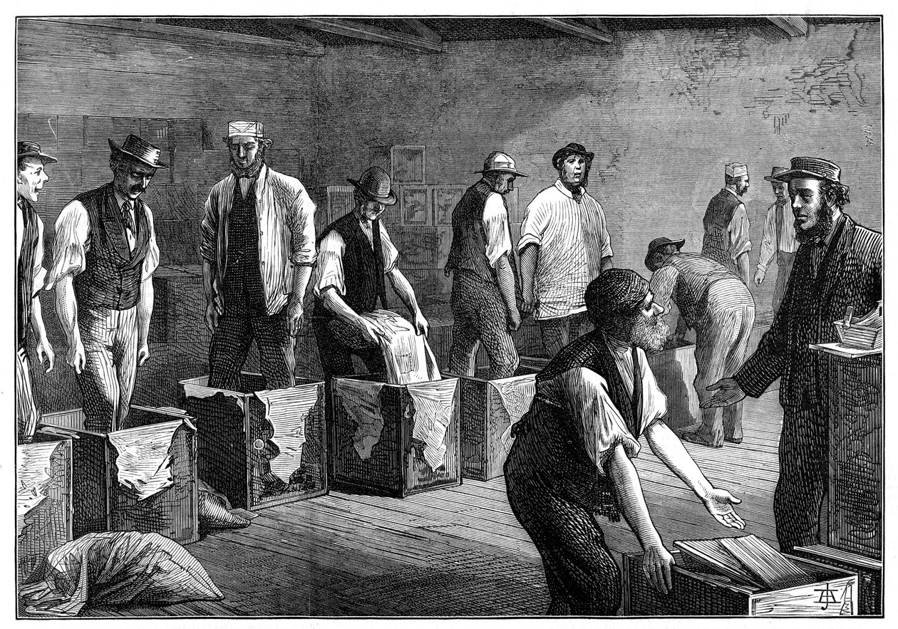 1874 में एक चाय गोदाम में रिफिलिंग करने वाले चेस्ट द्वारा अज्ञात