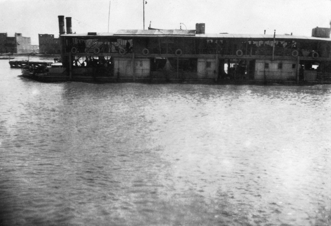 टिगरिस, मोसुल, मेसोपोटामिया पर नदी की नाव, 1918 द्वारा अज्ञात