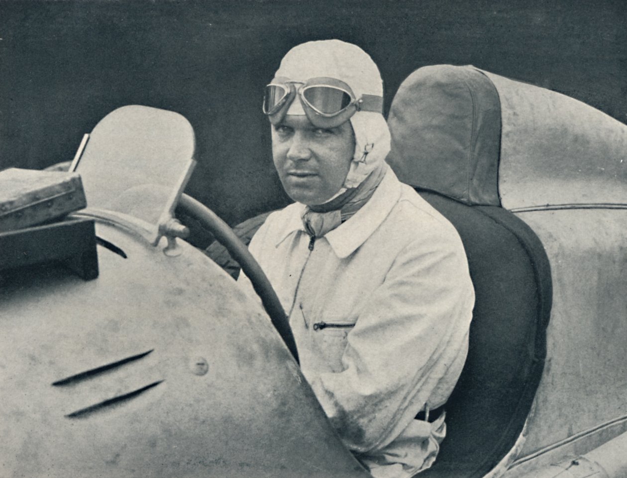 रूडोल्फ कारियासोला, c1935, 1937 द्वारा अज्ञात