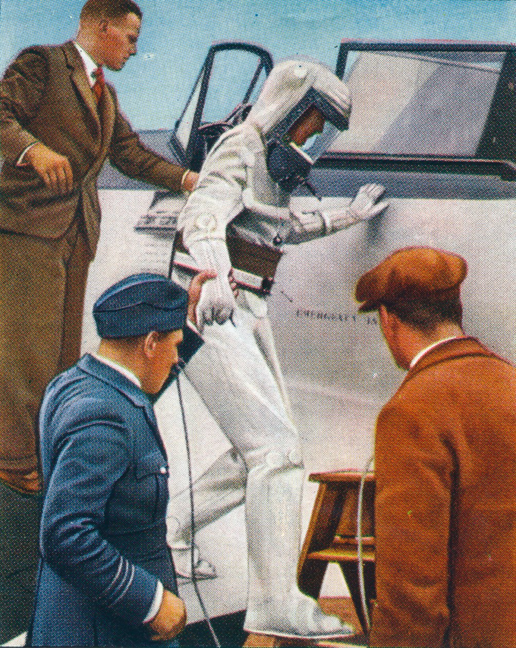सीलबंद फ्लाइंग सूट, 1938 द्वारा अज्ञात