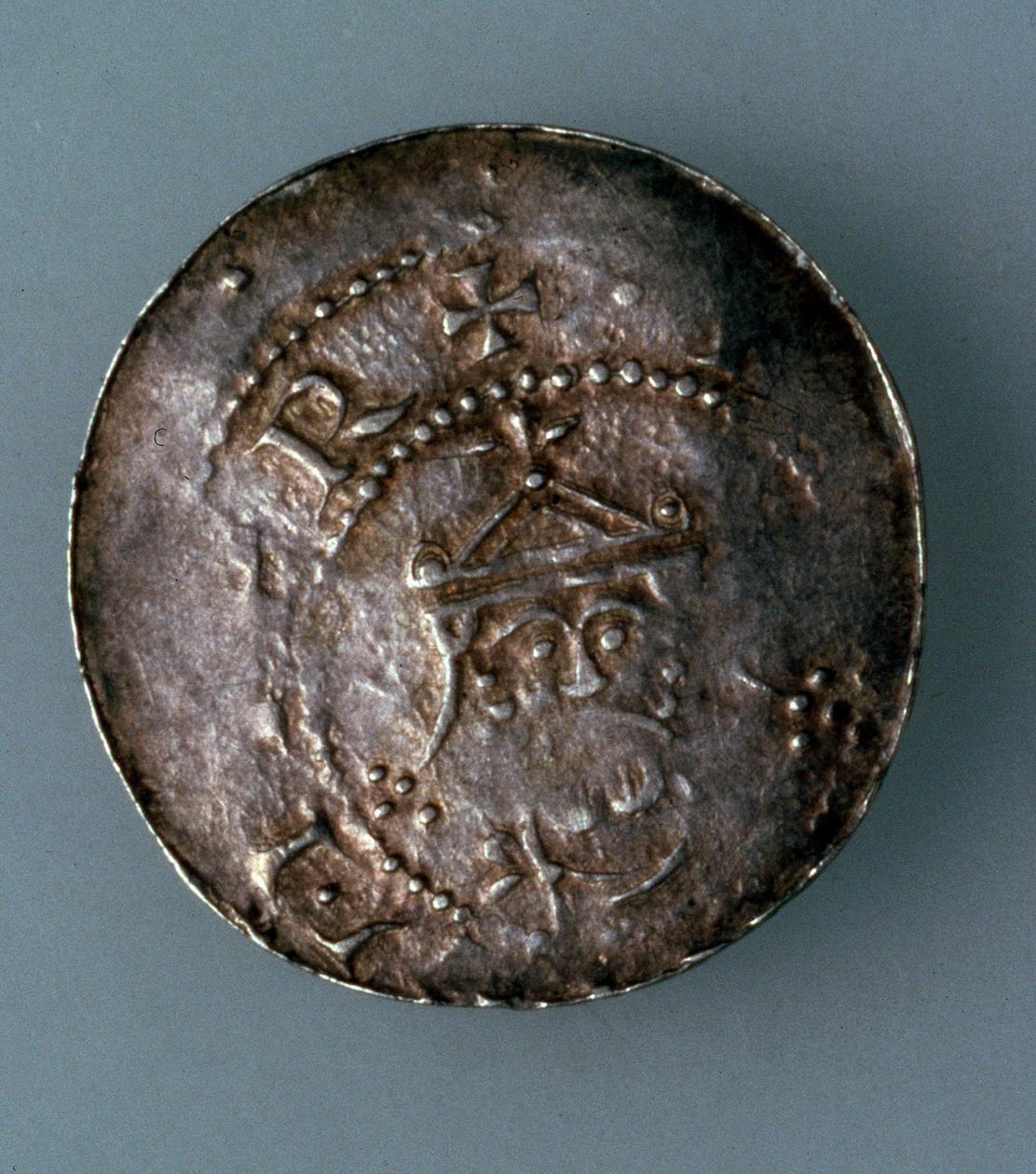 जर्मनी के हिल्डशाइम शहर का सिल्वर डिनर, c1045-c1056 द्वारा अज्ञात