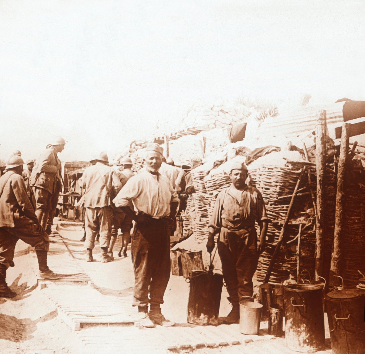 खाइयों में सैनिक, बेल्जियम, c1914-c1918 द्वारा अज्ञात