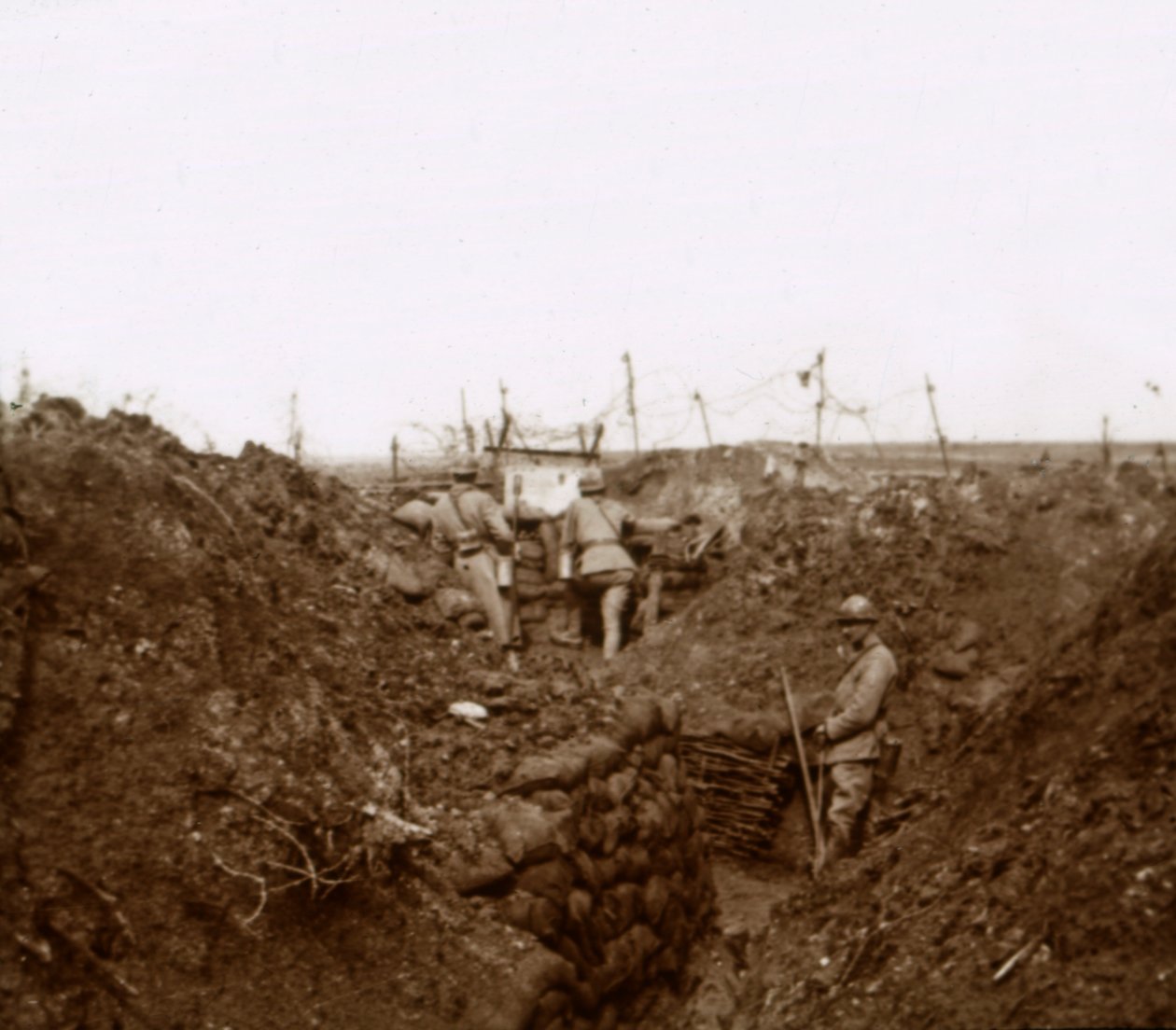 खाइयों में सैनिक, मैसिज, उत्तरी फ्रांस, c1914-c1918 द्वारा अज्ञात