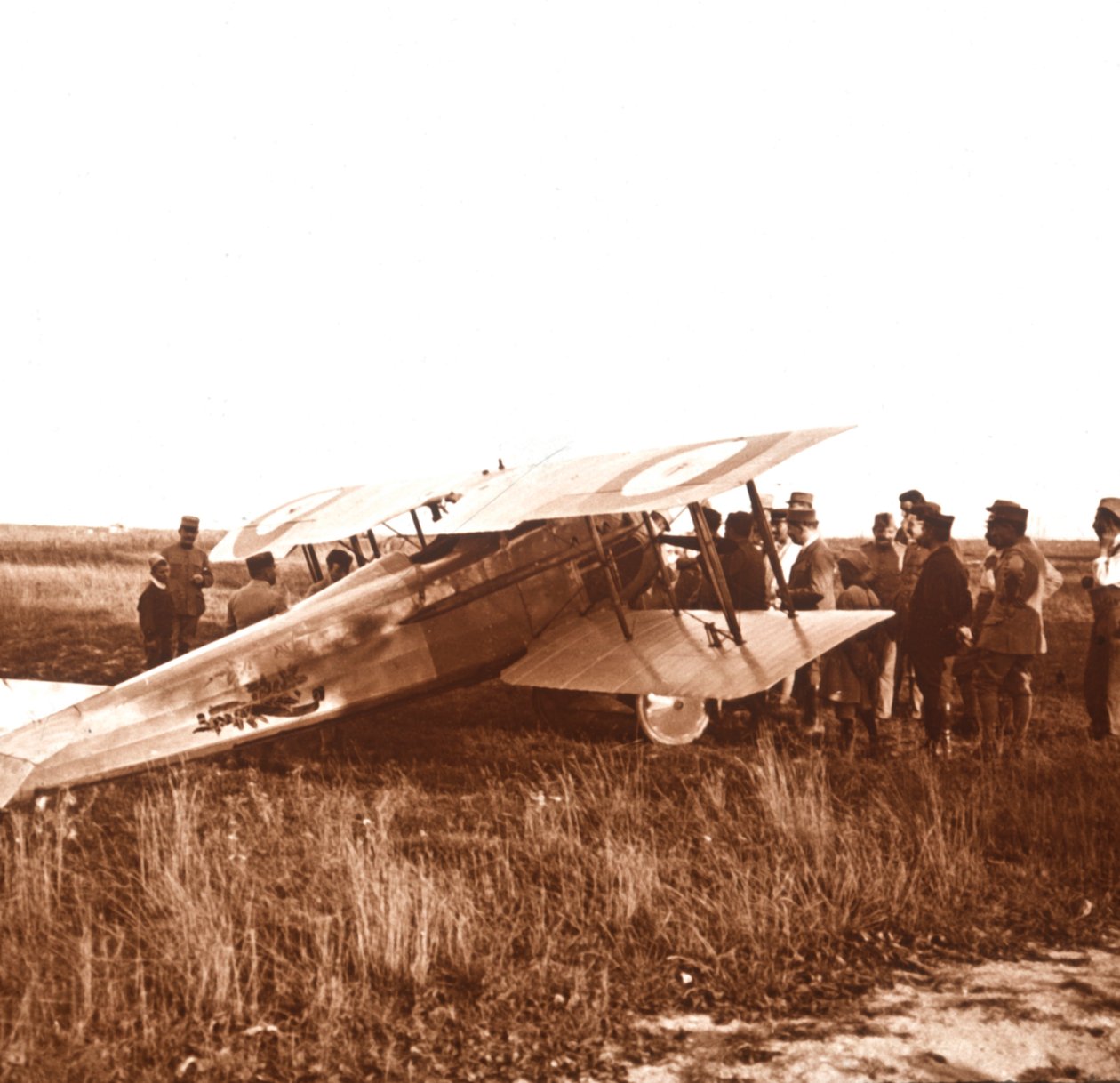 Biplane, सोम्मे, उत्तरी फ्रांस के आसपास के सैनिक, c1914-c1918 द्वारा अज्ञात