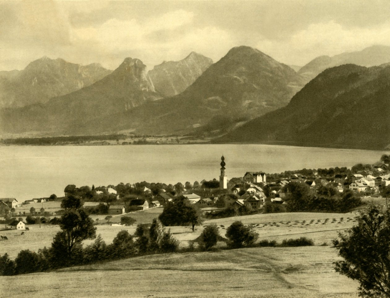 सेंट गिलगेन, लेक वोल्फगैंग, ऑस्ट्रिया, c1935। द्वारा अज्ञात