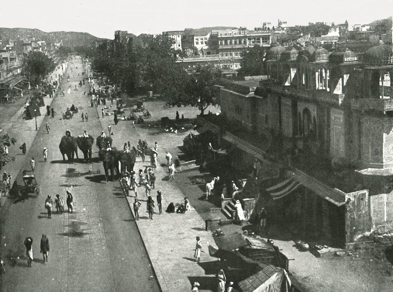 भारत के 1895 में जयपुर शहर में सड़क का दृश्य। द्वारा अज्ञात