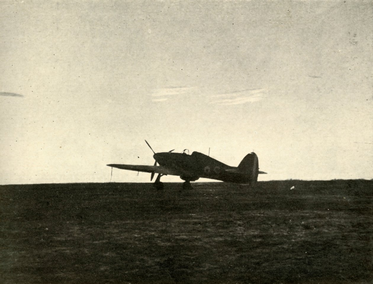 वासिनकोर्ट में सूर्यास्त, 1939-1940, 1941। द्वारा अज्ञात
