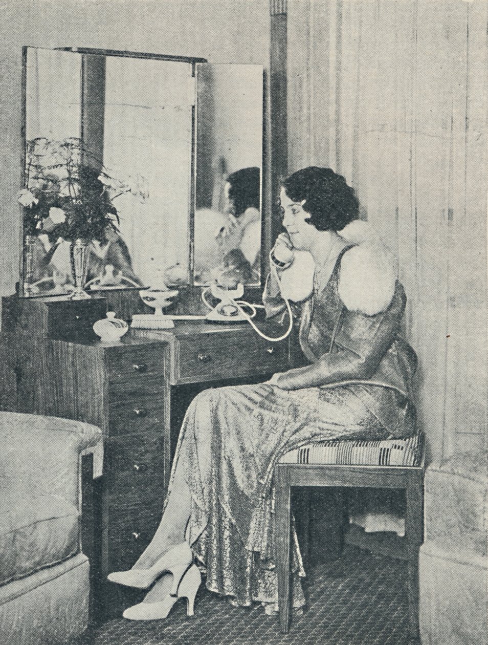 1936 के मध्य-महासागर से तट पर टेलिफ़ोनिंग द्वारा अज्ञात