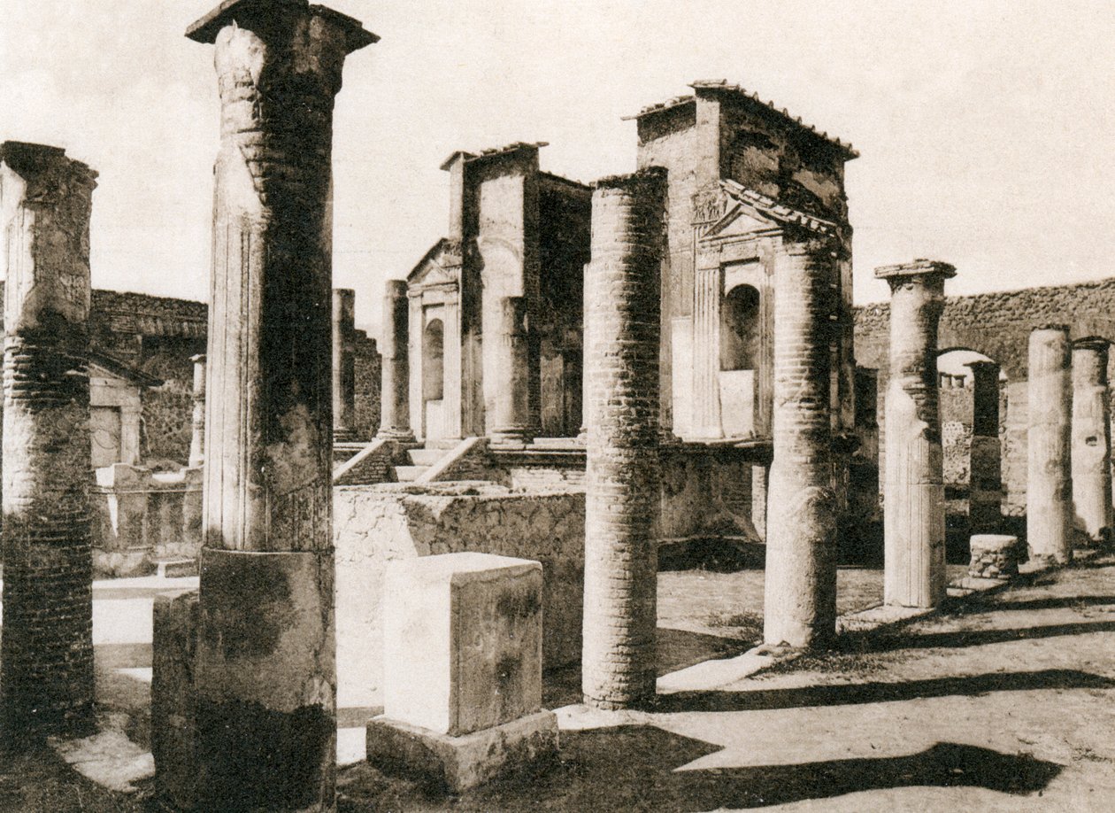 टेम्पियो डाइसाइड, पोम्पेई, इटली, c1900s द्वारा अज्ञात