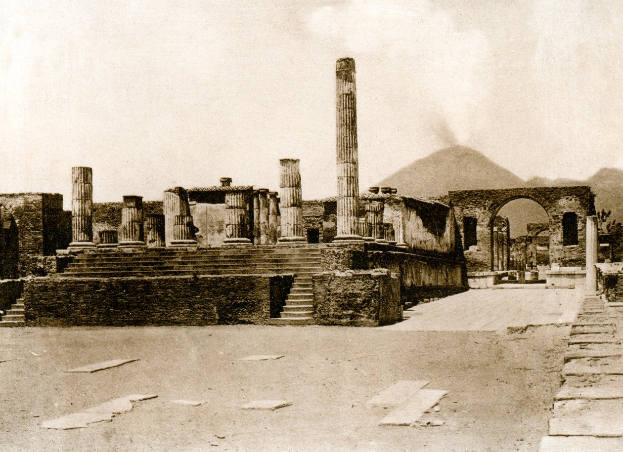 टेम्पियो डि गियोवे, पोम्पेई, इटली, c1900s द्वारा अज्ञात