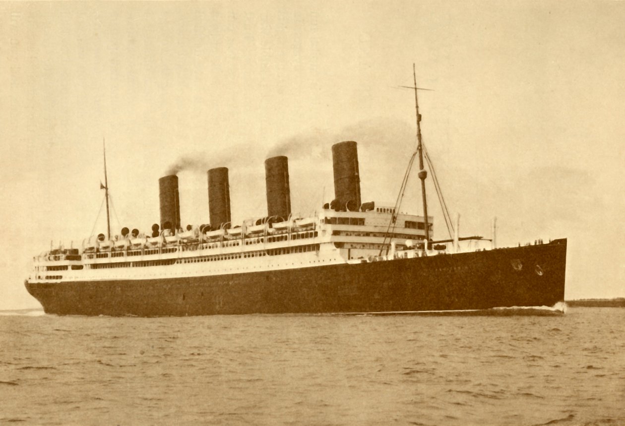 Aquitania Cunard Line, 45,647 टन, c1930। द्वारा अज्ञात