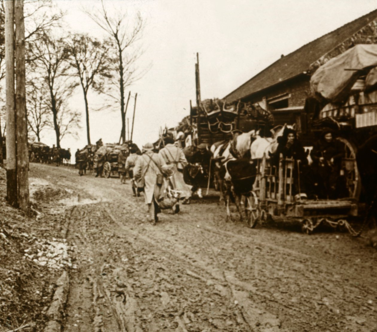 द एक्सोडस, c1914-c1918 द्वारा अज्ञात