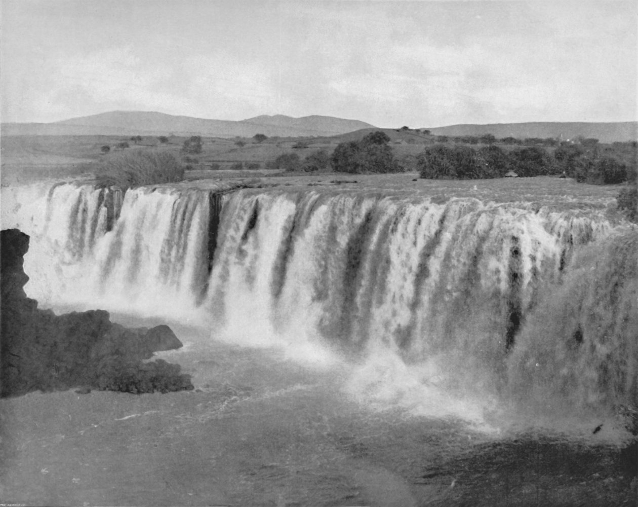 19 वीं शताब्दी के जुनाकलतौ का जलप्रपात द्वारा अज्ञात