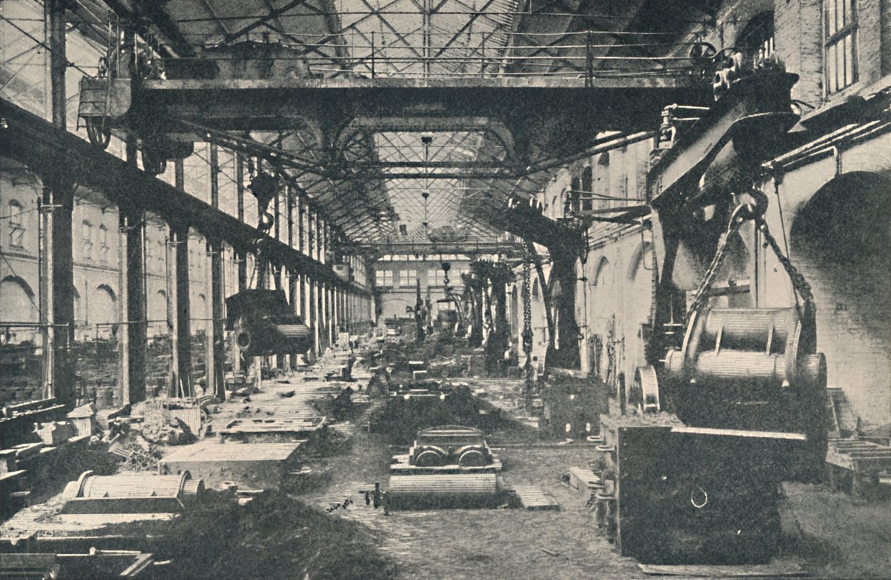 स्विंडन वर्क्स में फाउंड्री, c1917 द्वारा अज्ञात