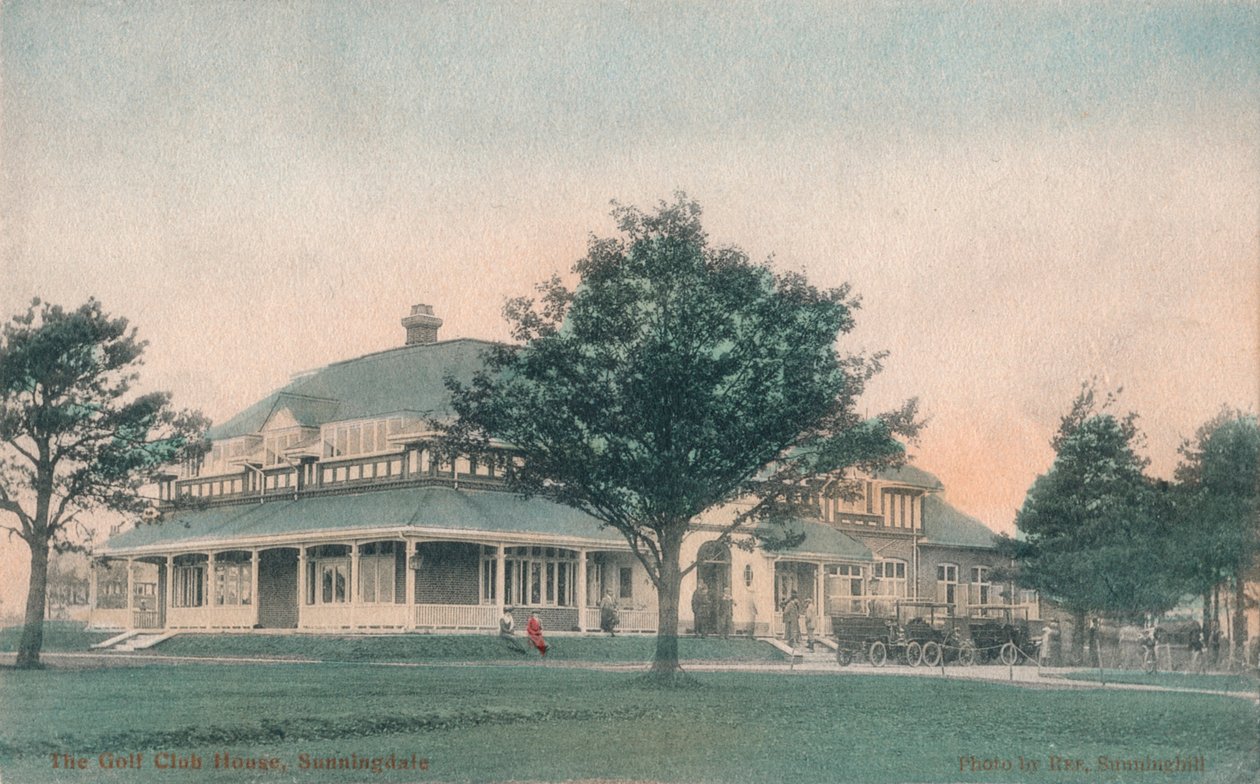 गोल्फ क्लब हाउस, Sunningdale, c1910 द्वारा अज्ञात