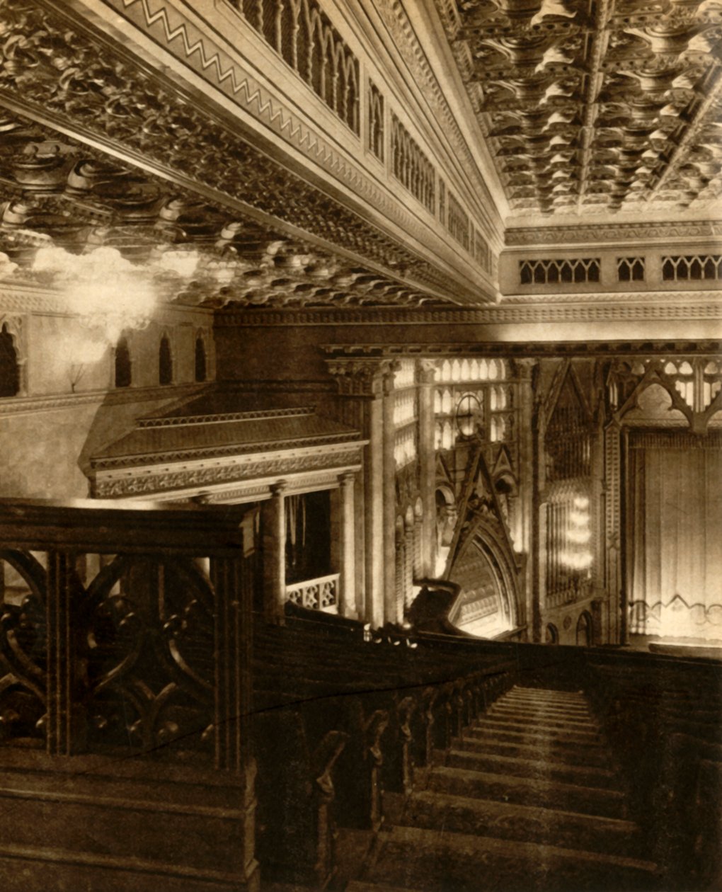 द ग्रेनाडा सिनेमा, टुटिंग, लंदन, 1931, 1933। द्वारा अज्ञात