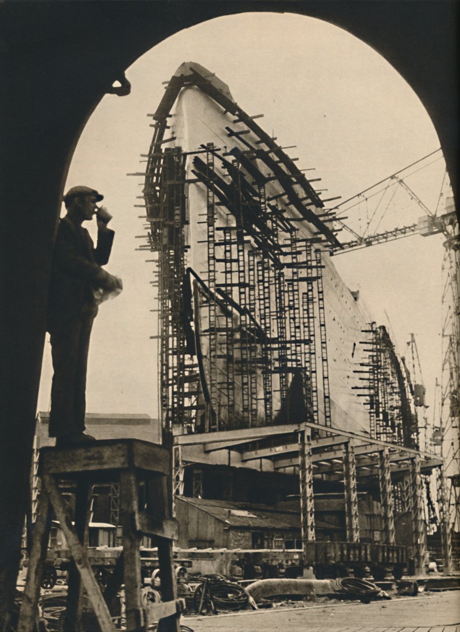 द मैसिव हल, आंशिक रूप से, 1930-1934, 1936 द्वारा अज्ञात