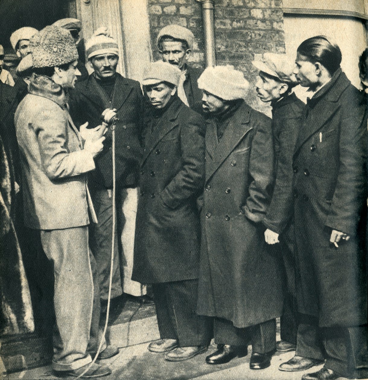 यहां के नव अल्टमार्क से ब्रिटिश सीमेन का बचाव, 1942 द्वारा अज्ञात