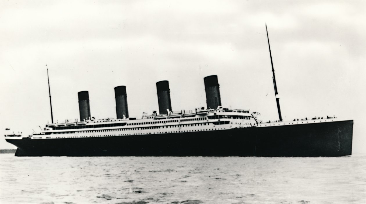 RMS टाइटैनिक, साउथेम्प्टन छोड़ने, 10 अप्रैल 1912। द्वारा अज्ञात