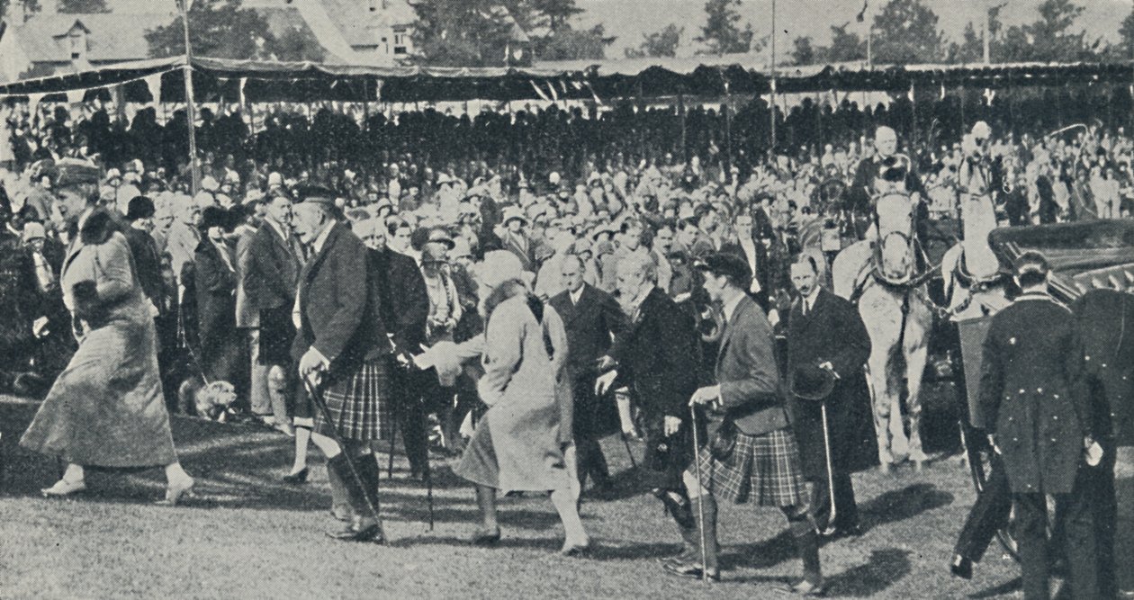 स्कॉटलैंड में शाही परिवार, c1930, 1937। द्वारा अज्ञात