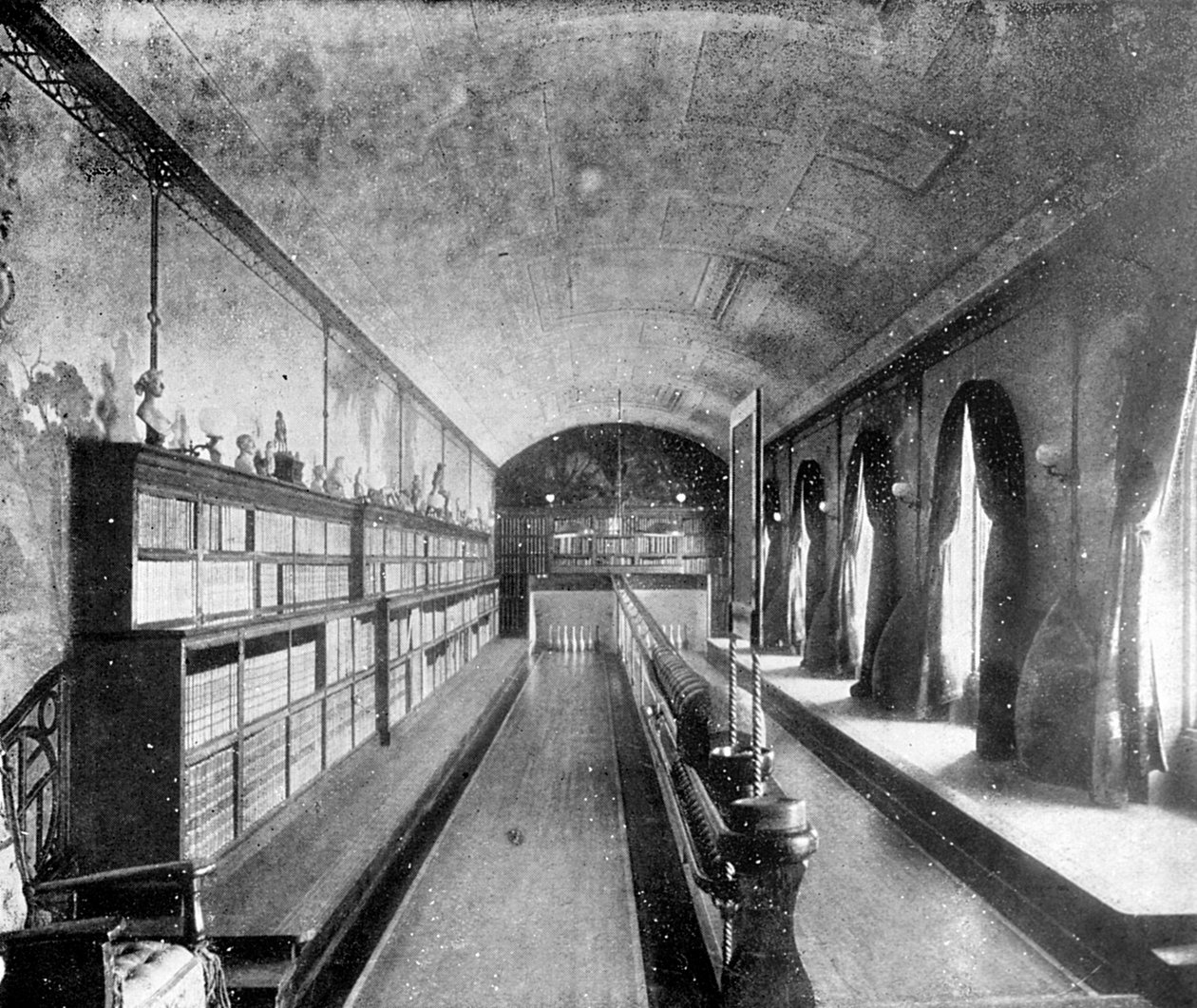गेंदबाजी गली, सैंड्रिंघम हाउस, नॉरफ़ॉक, 1910 द्वारा अज्ञात