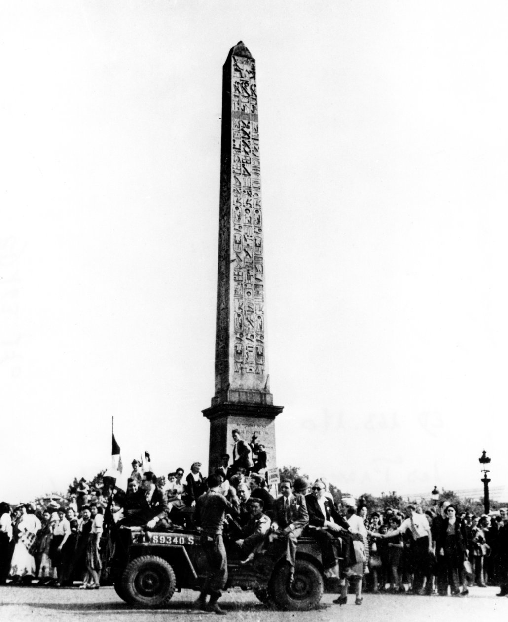 पेरिस की मुक्ति, अगस्त 1944 द्वारा अज्ञात