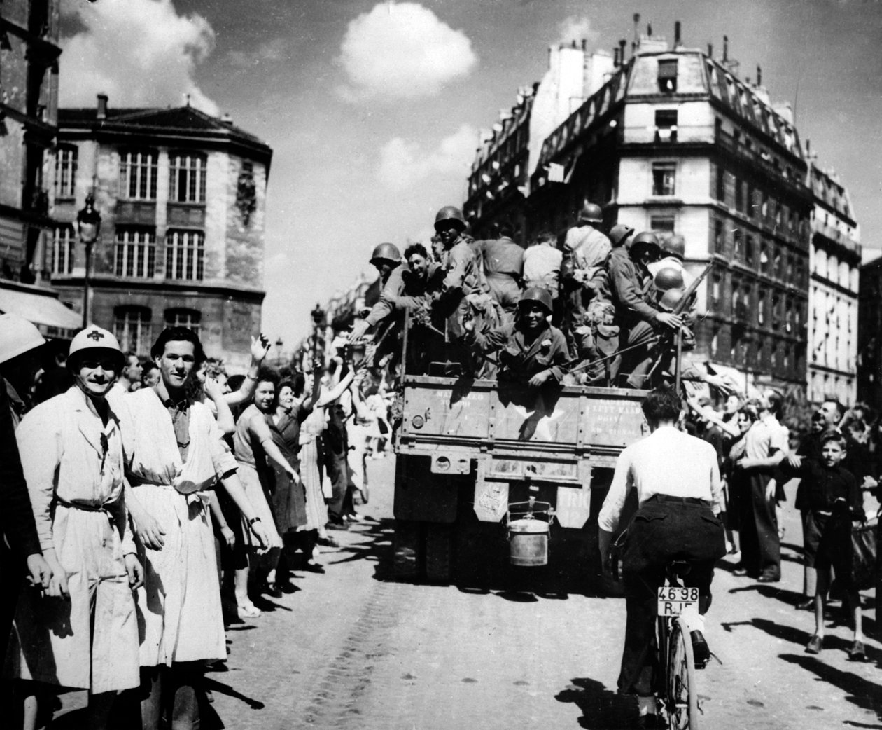 पेरिस की मुक्ति, अगस्त 1944 द्वारा अज्ञात