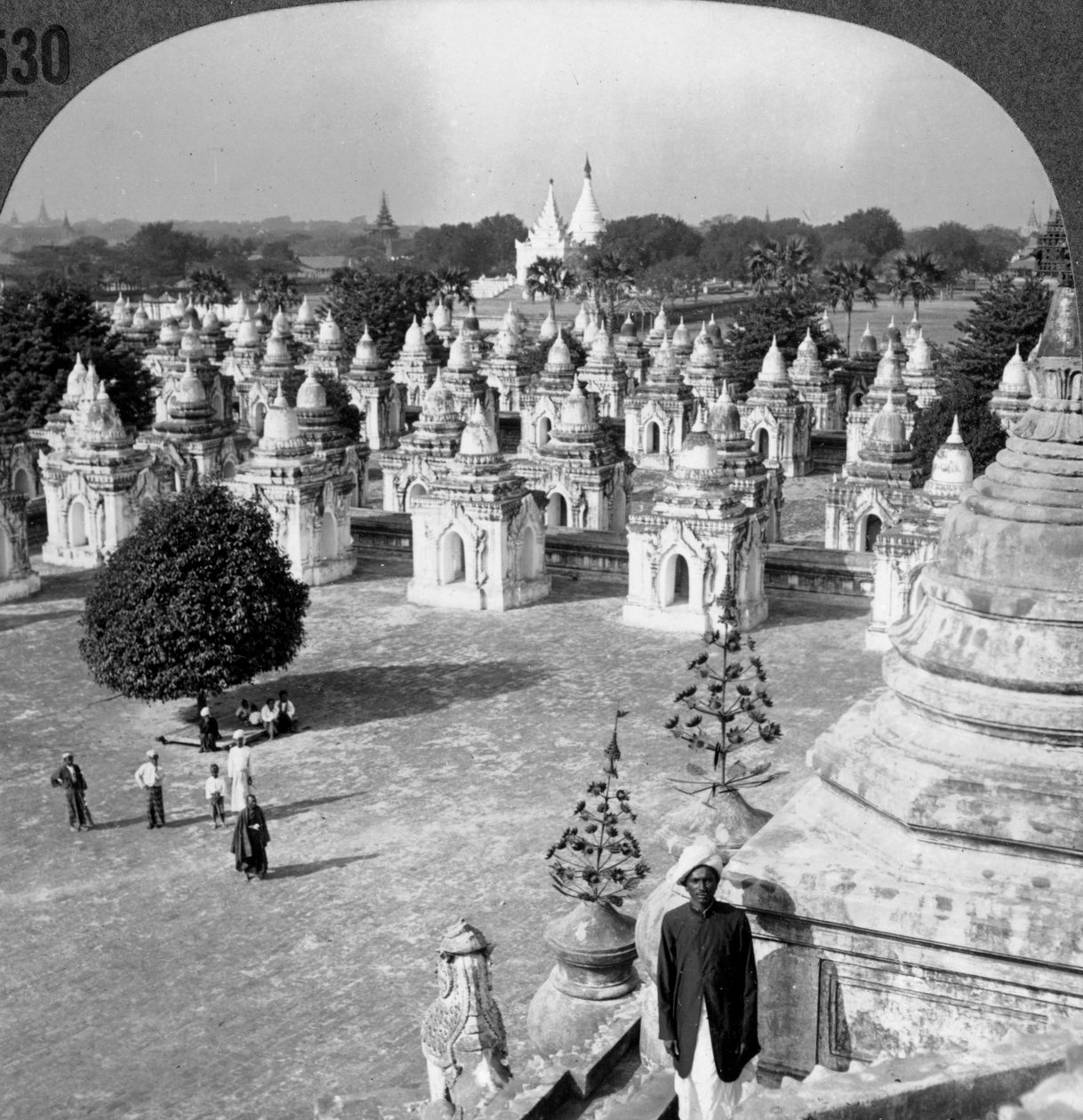 ४५० पगोडा, मांडले, बर्मा म्यांमार, १ ९ ०० के उत्तर भाग द्वारा अज्ञात