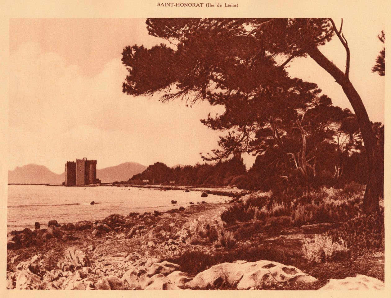 पुराना मठ, संत-सम्मान, 1930। द्वारा अज्ञात