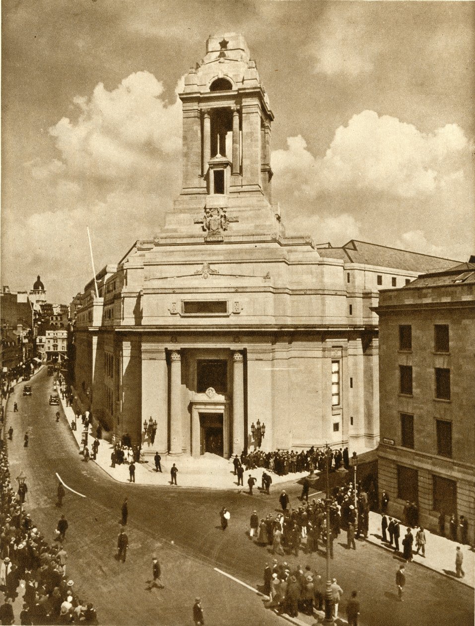 मेसोनिक पीस मेमोरियल का उद्घाटन, ग्रेट क्वीन स्ट्रीट, लंदन, 19 जुलाई 1933, 1935। द्वारा अज्ञात