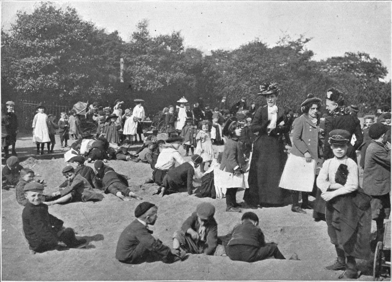 सैंडपिट, विक्टोरिया पार्क, लंदन, c1900 1901 द्वारा अज्ञात