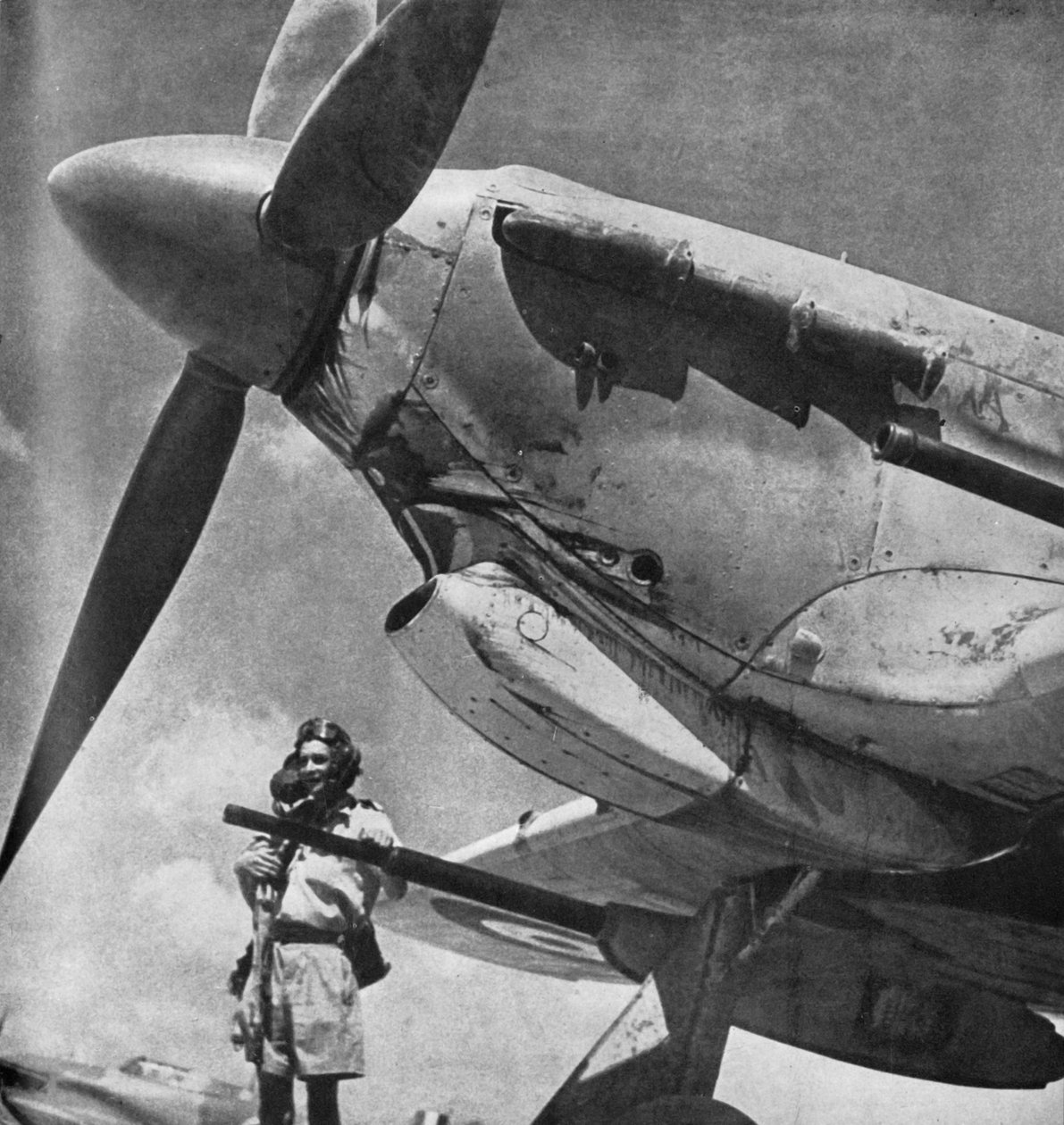 टैंक बस्टर दूसरा नया हथियार था, c1942-1943, 1945। द्वारा अज्ञात