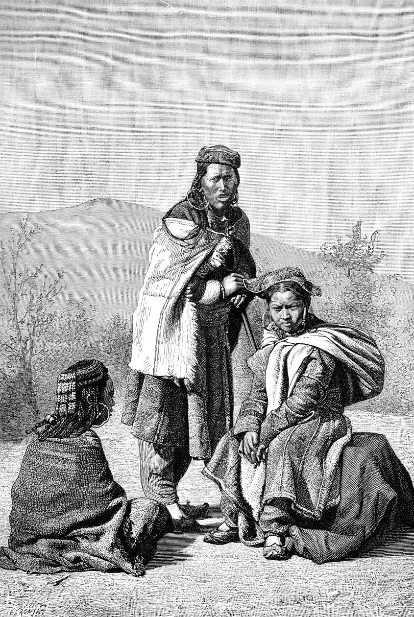 1895 में लद्दाख की तिब्बती महिलाएँ द्वारा अज्ञात